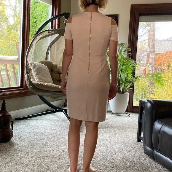 Calvin Klein dress - Picture 2 of 8